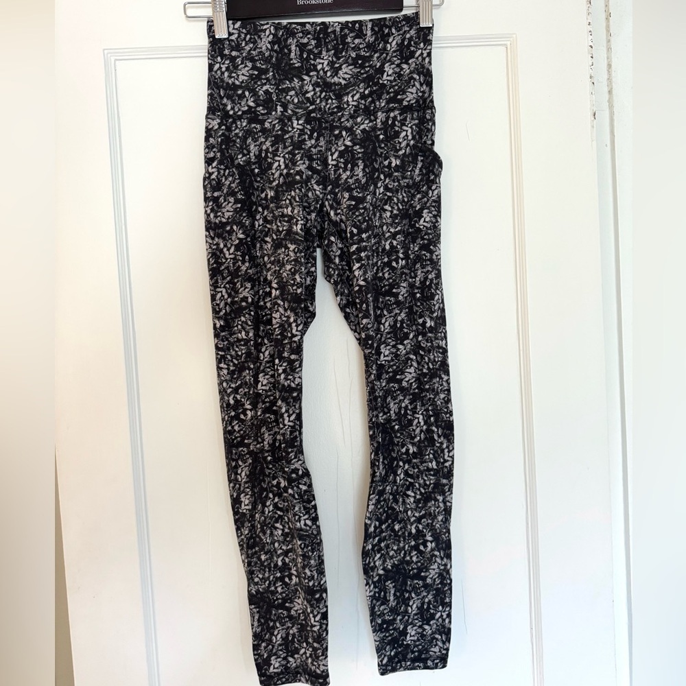 Lululemon Align Leggings Black and White Full Length